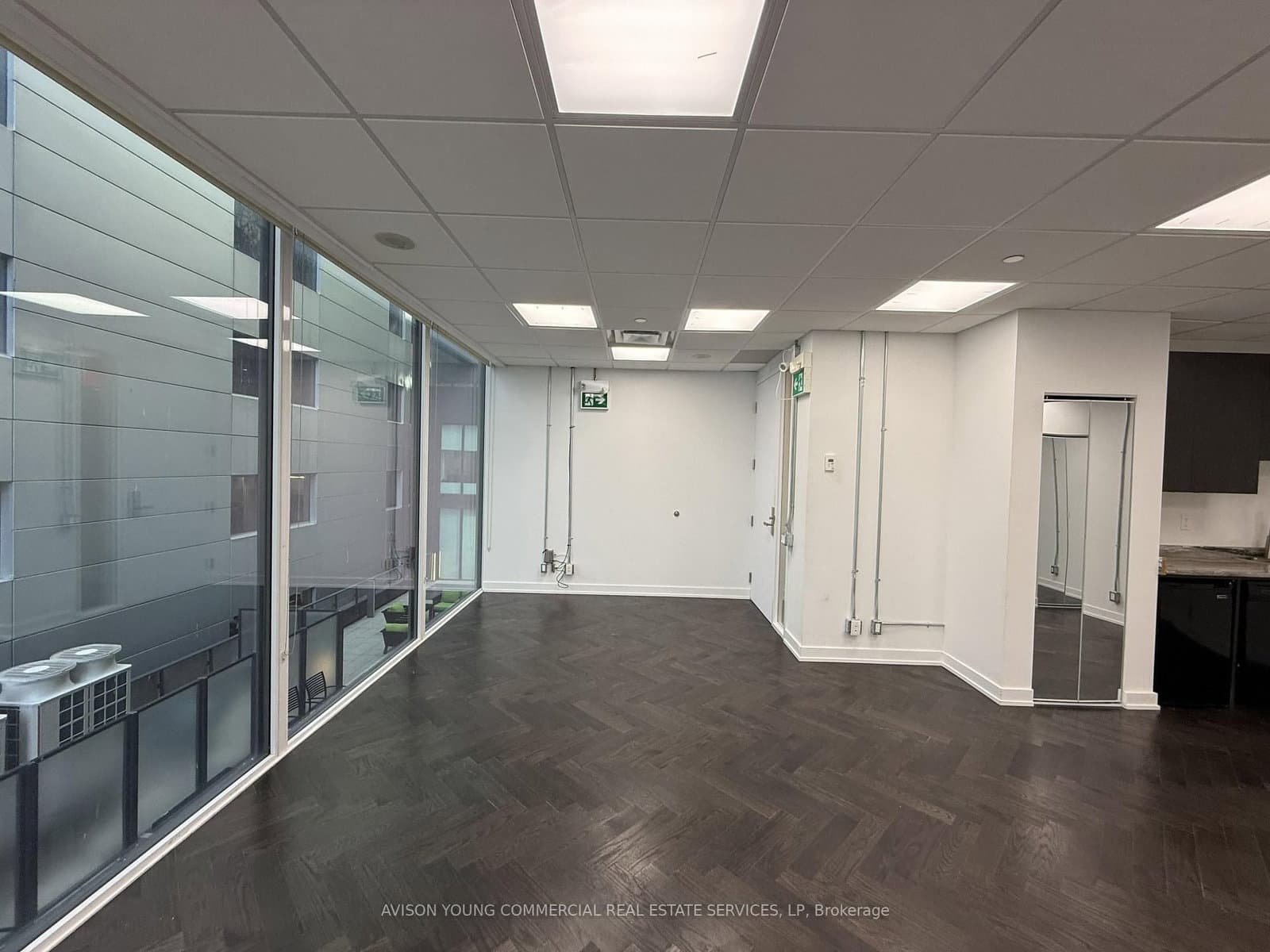 117 Peter Street, Unit 308 thumbnail 8