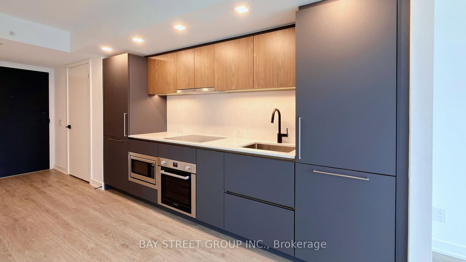 609 Sherbourne Street, Unit 1211 thumbnail 2