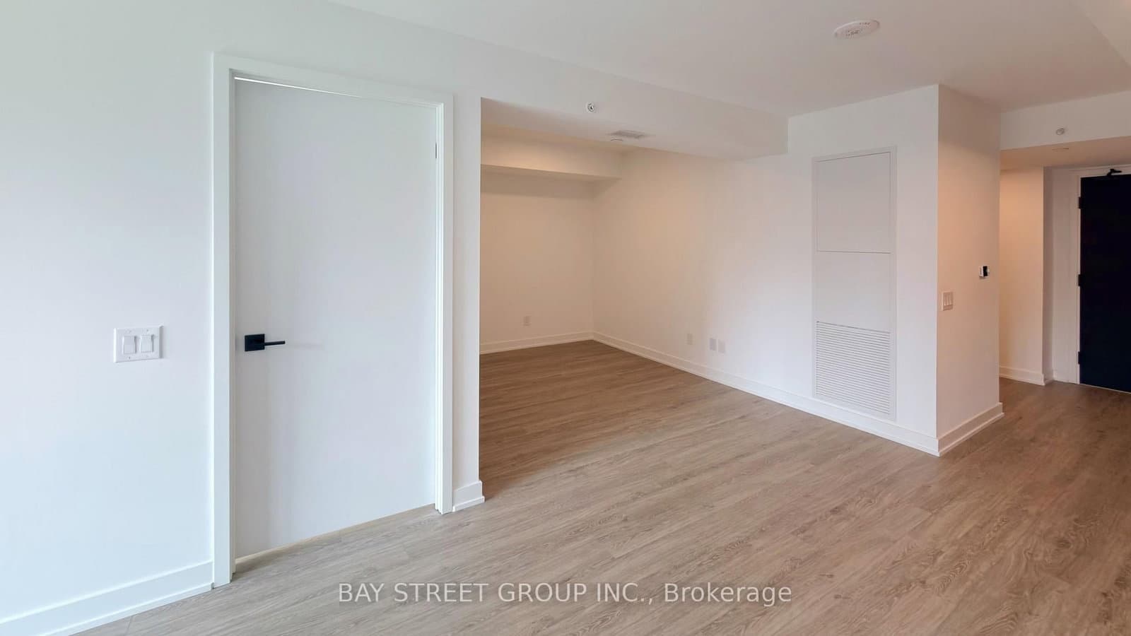 609 Sherbourne Street, Unit 1211 thumbnail 4