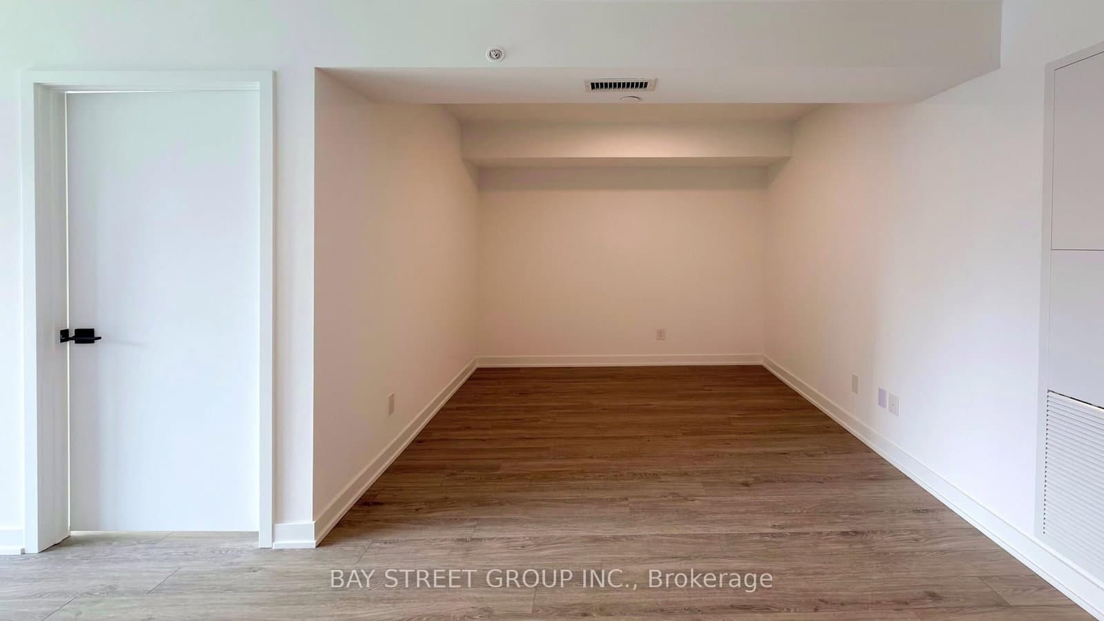 609 Sherbourne Street, Unit 1211 thumbnail 5
