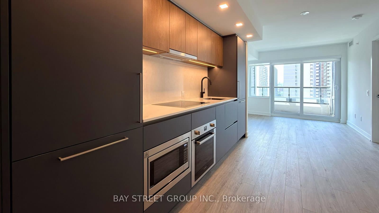 609 Sherbourne Street, Unit 1211 thumbnail 9