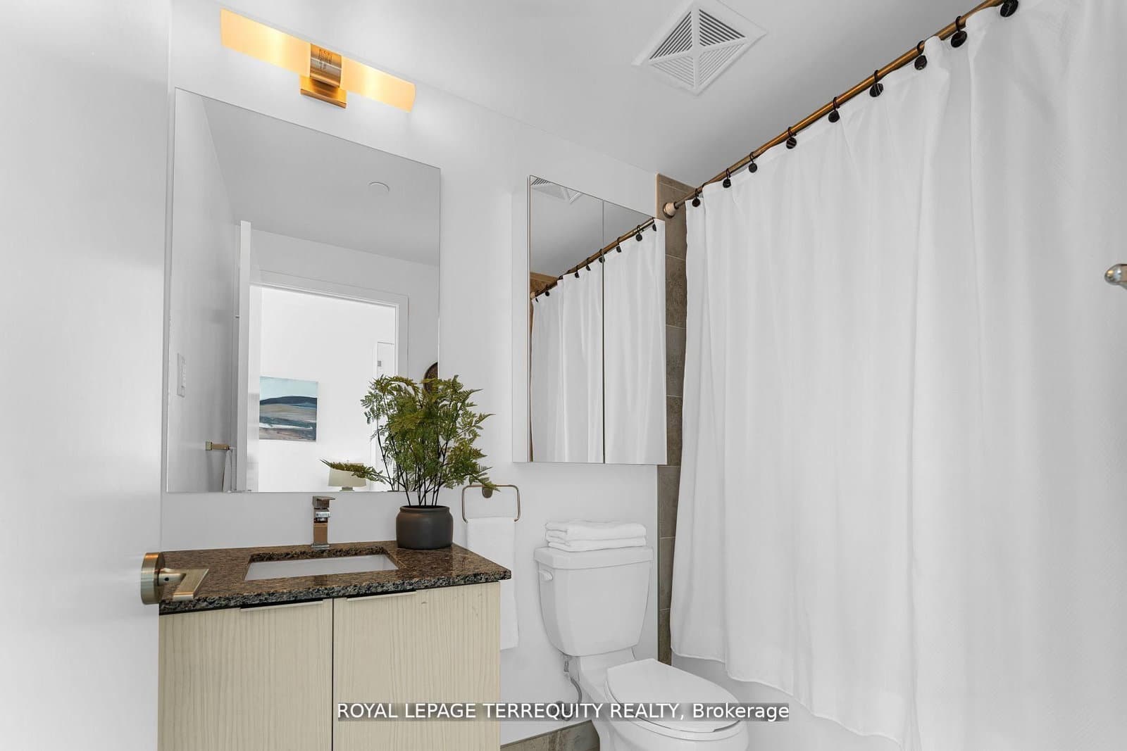 120 Parliament Street, Unit 1808 thumbnail 18