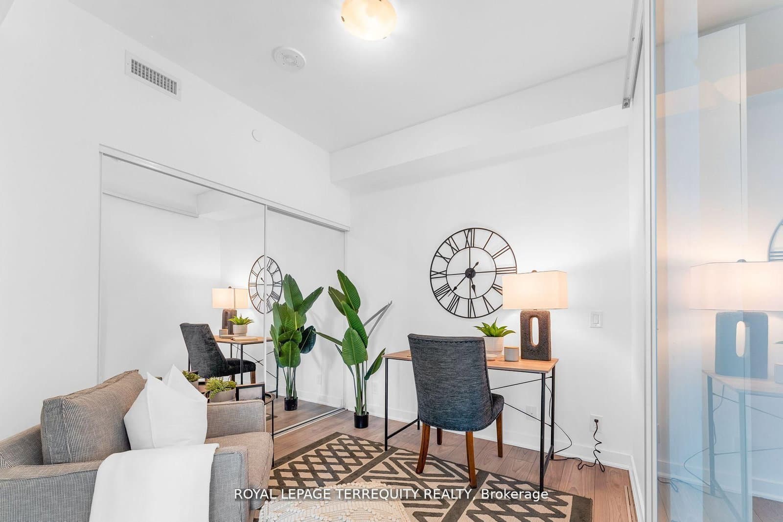 120 Parliament Street, Unit 1808 thumbnail 21