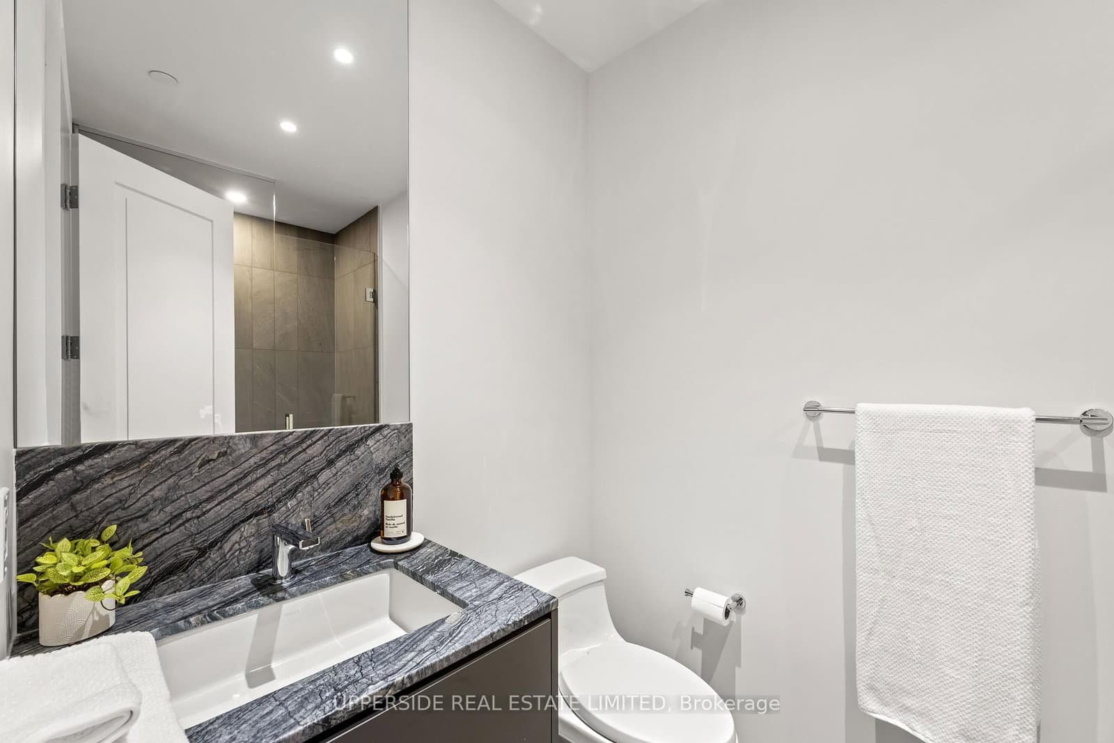 2 Forest Hill Road, Unit 408 thumbnail 20
