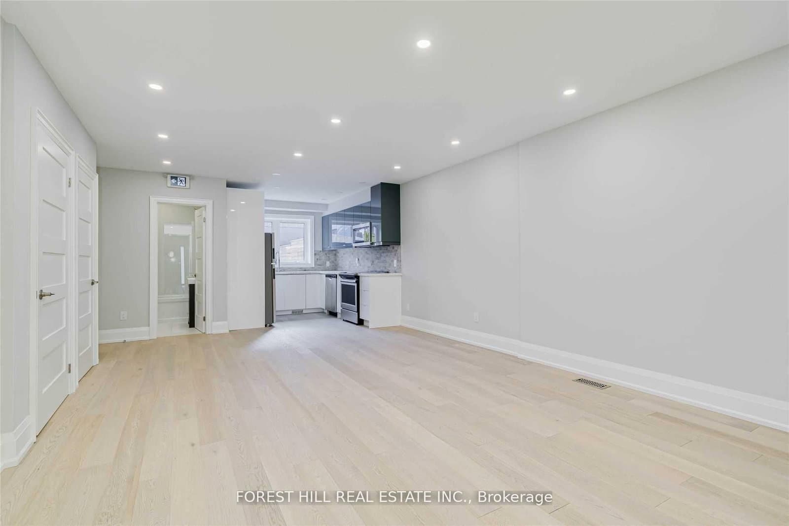 63 Argyle Street, Unit Main thumbnail 5