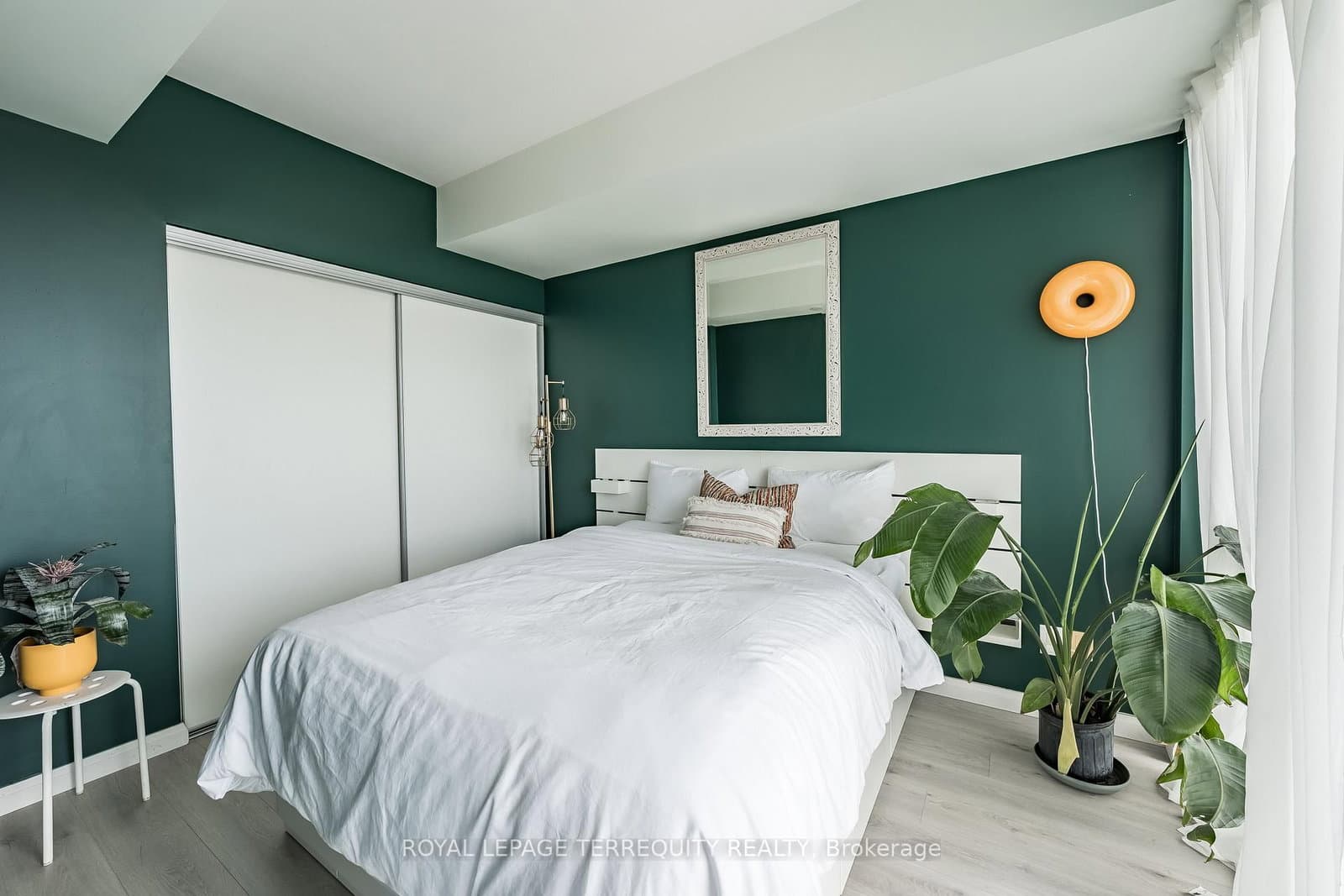 70 Distillery Lane, Unit 2107 thumbnail 10
