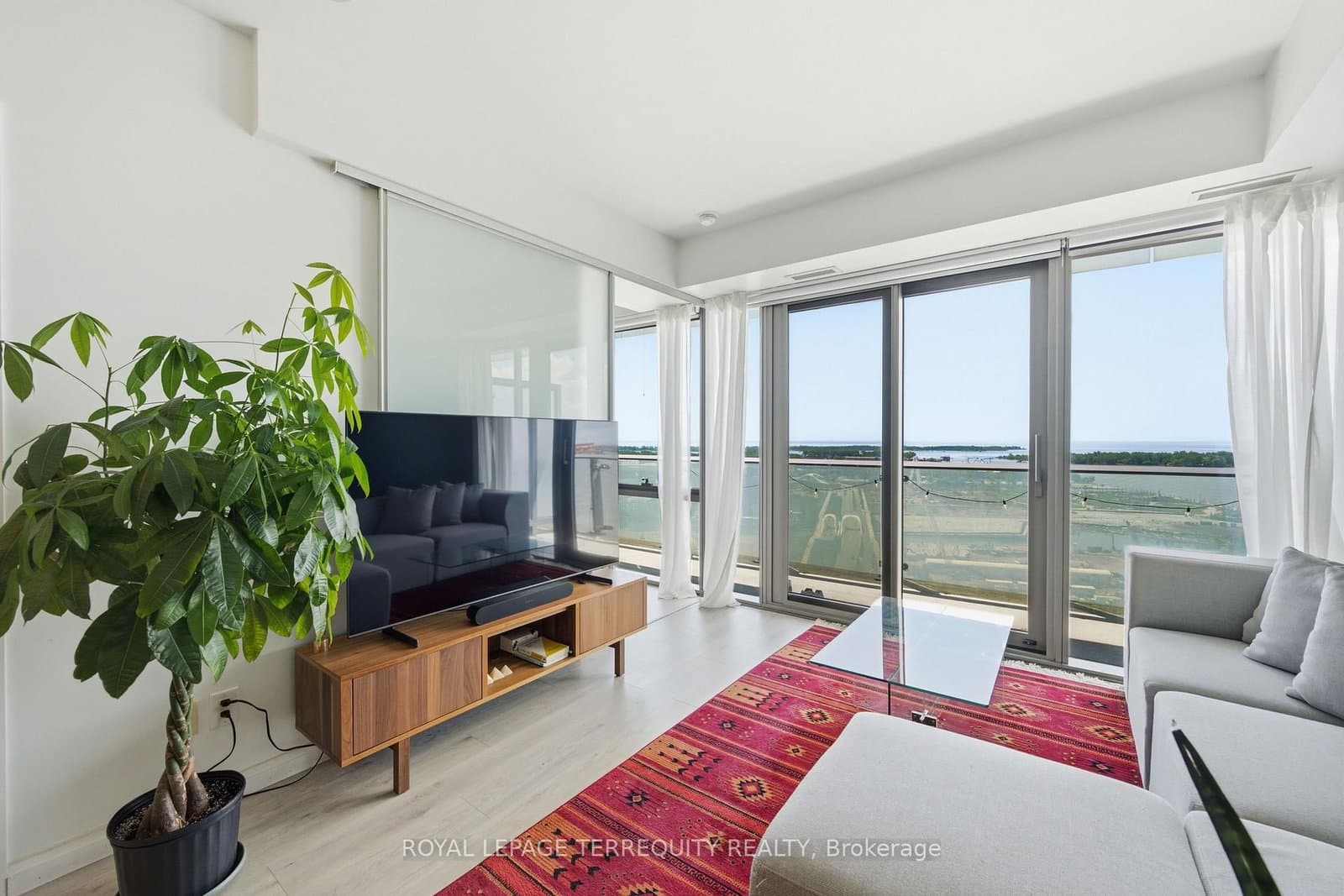 70 Distillery Lane, Unit 2107 thumbnail 7