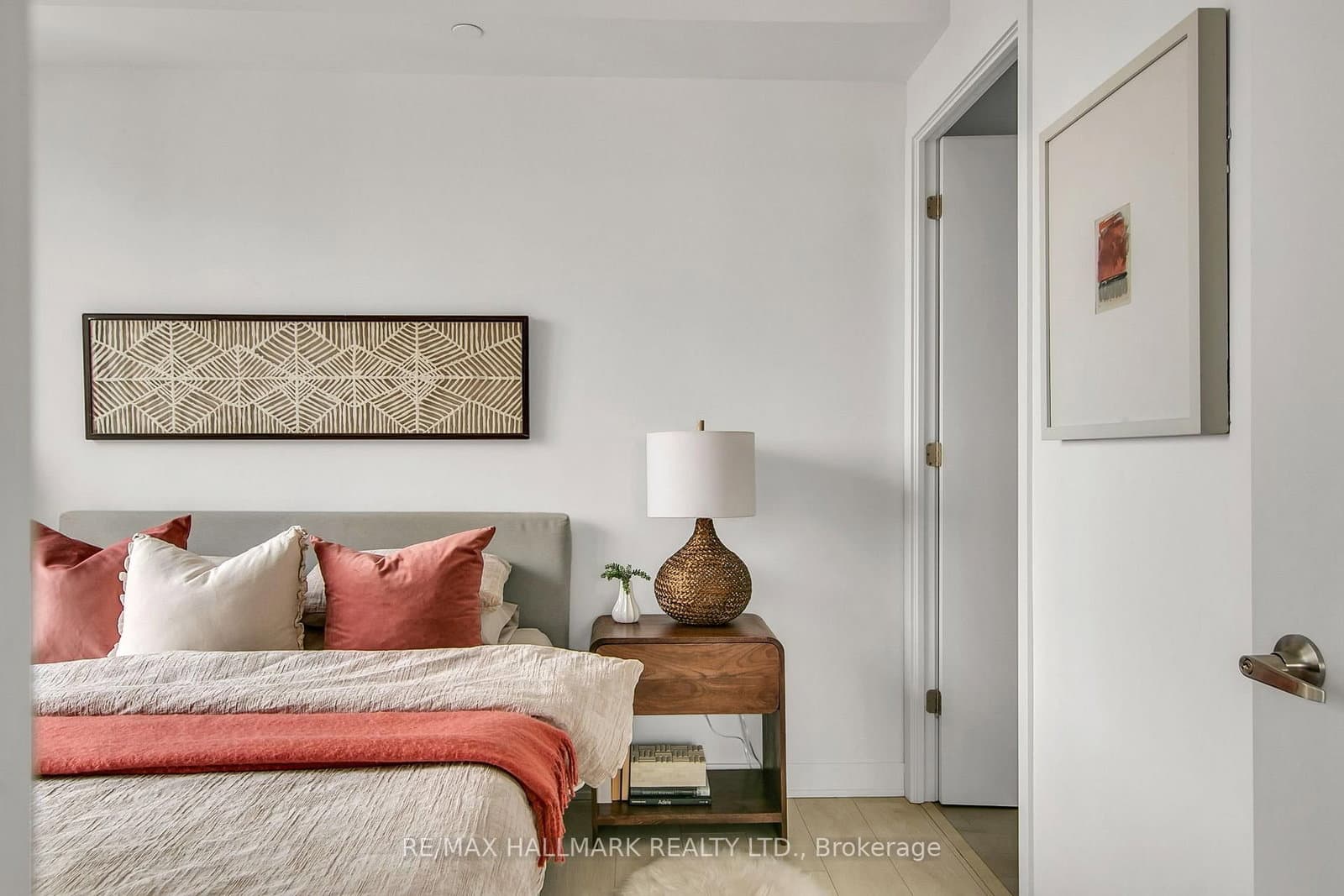 35 Tubman Avenue, Unit 1021 thumbnail 16