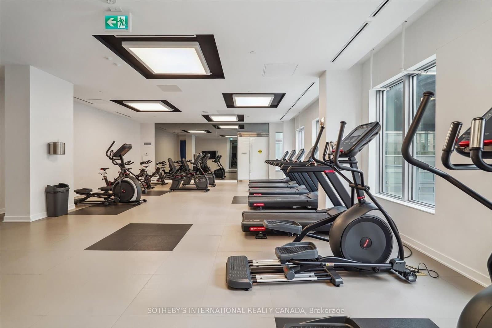 195 Redpath Avenue, Unit 2307 thumbnail 32