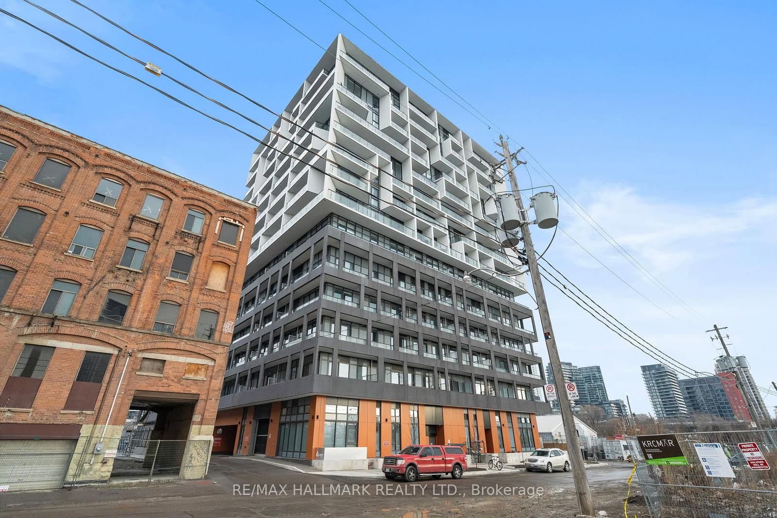 9 Tecumseth Street, Unit 207