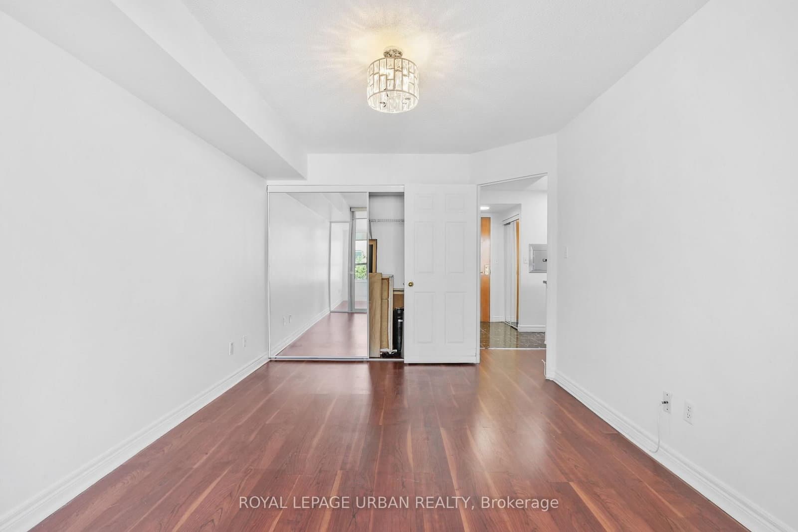 43 Eglinton Avenue E, Unit 506 thumbnail 22