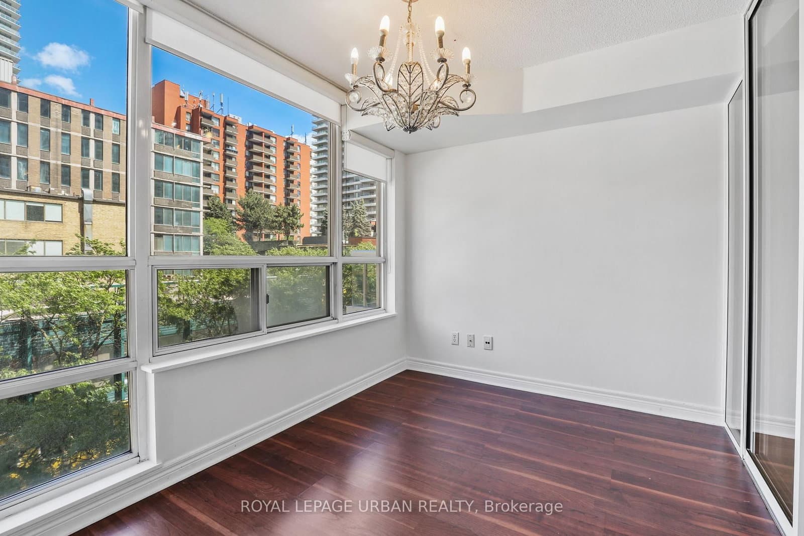43 Eglinton Avenue E, Unit 506 thumbnail 24