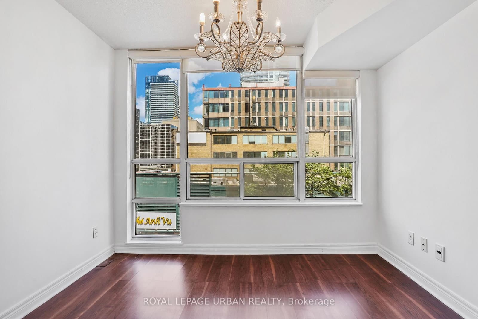 43 Eglinton Avenue E, Unit 506 thumbnail 26