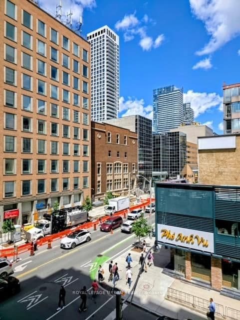 43 Eglinton Avenue E, Unit 506 thumbnail 34