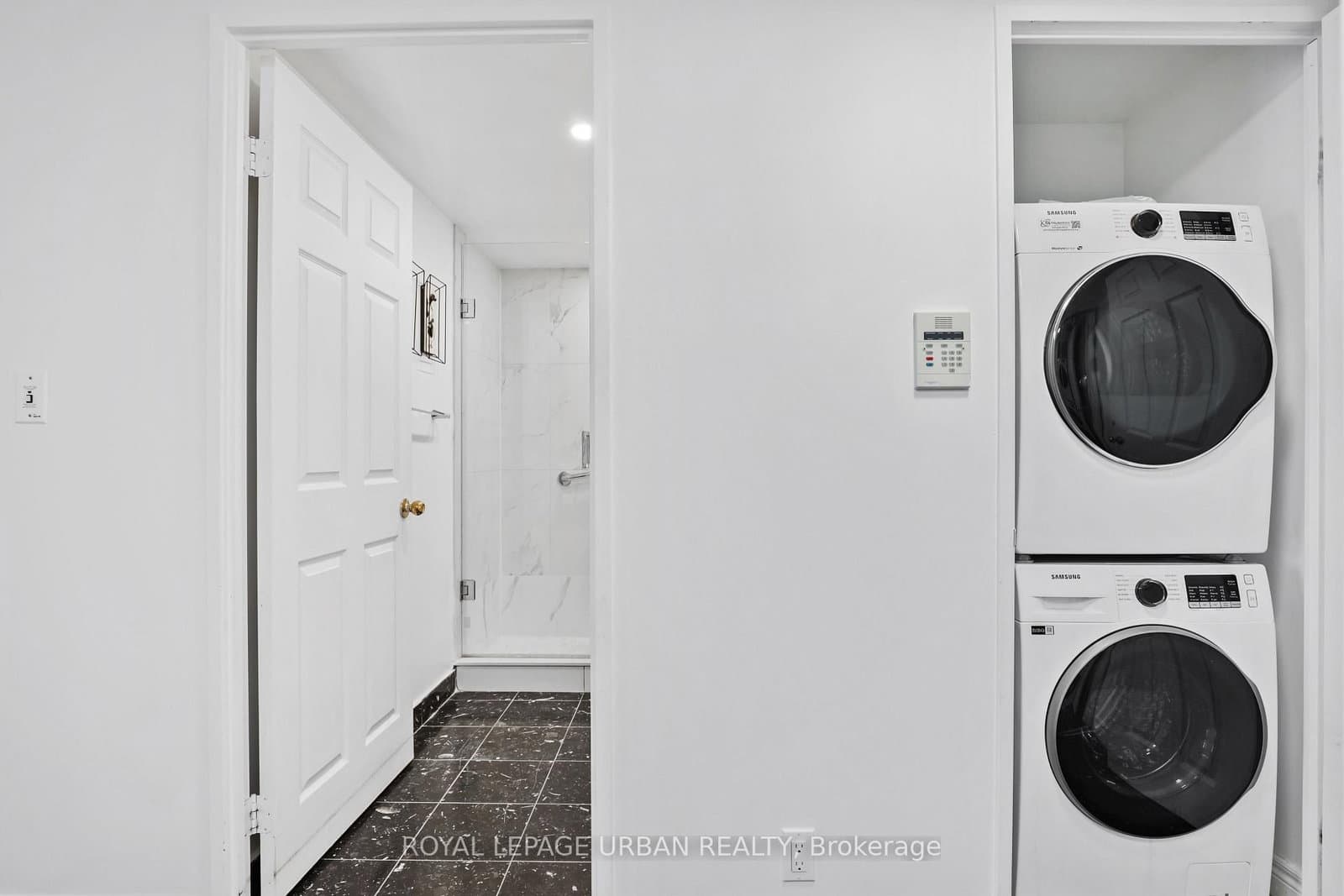43 Eglinton Avenue E, Unit 506 thumbnail 4