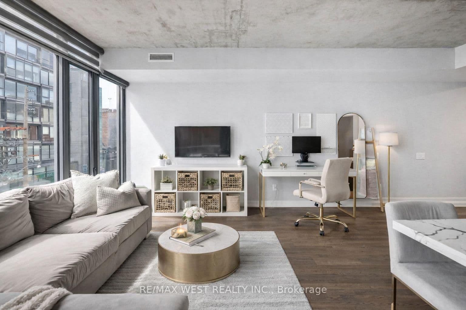 650 King Street W, Unit 310 thumbnail 8
