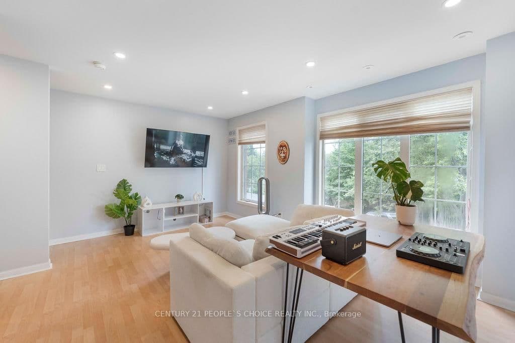 3 Everson Drive, Unit 308 thumbnail 6