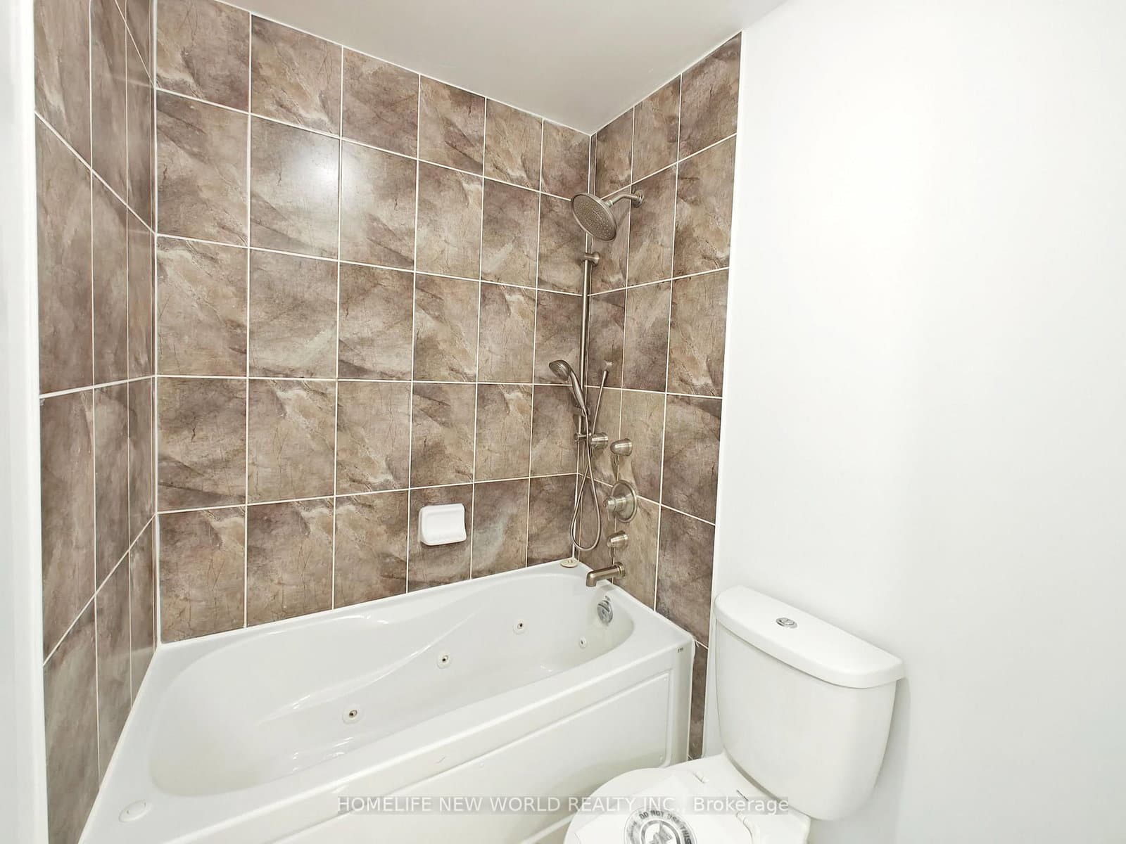 18 Holmes Avenue, Unit Lph07 thumbnail 8