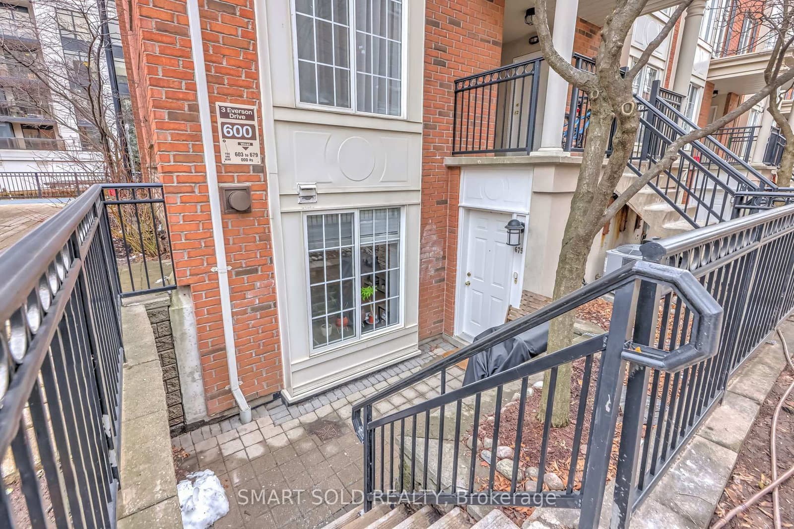 3 Everson Drive, Unit 679 thumbnail 4
