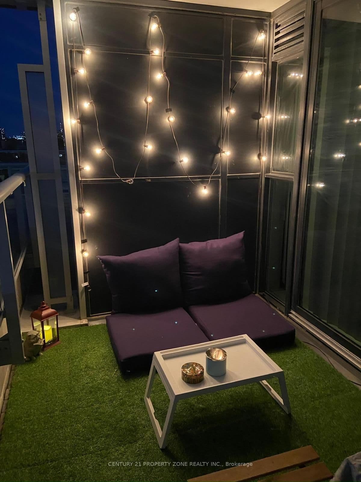33 Singer Court, Unit 303 thumbnail 6