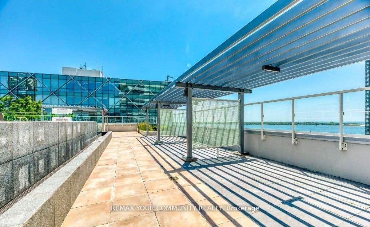 15 Queens Quay E, Unit 408 thumbnail 22