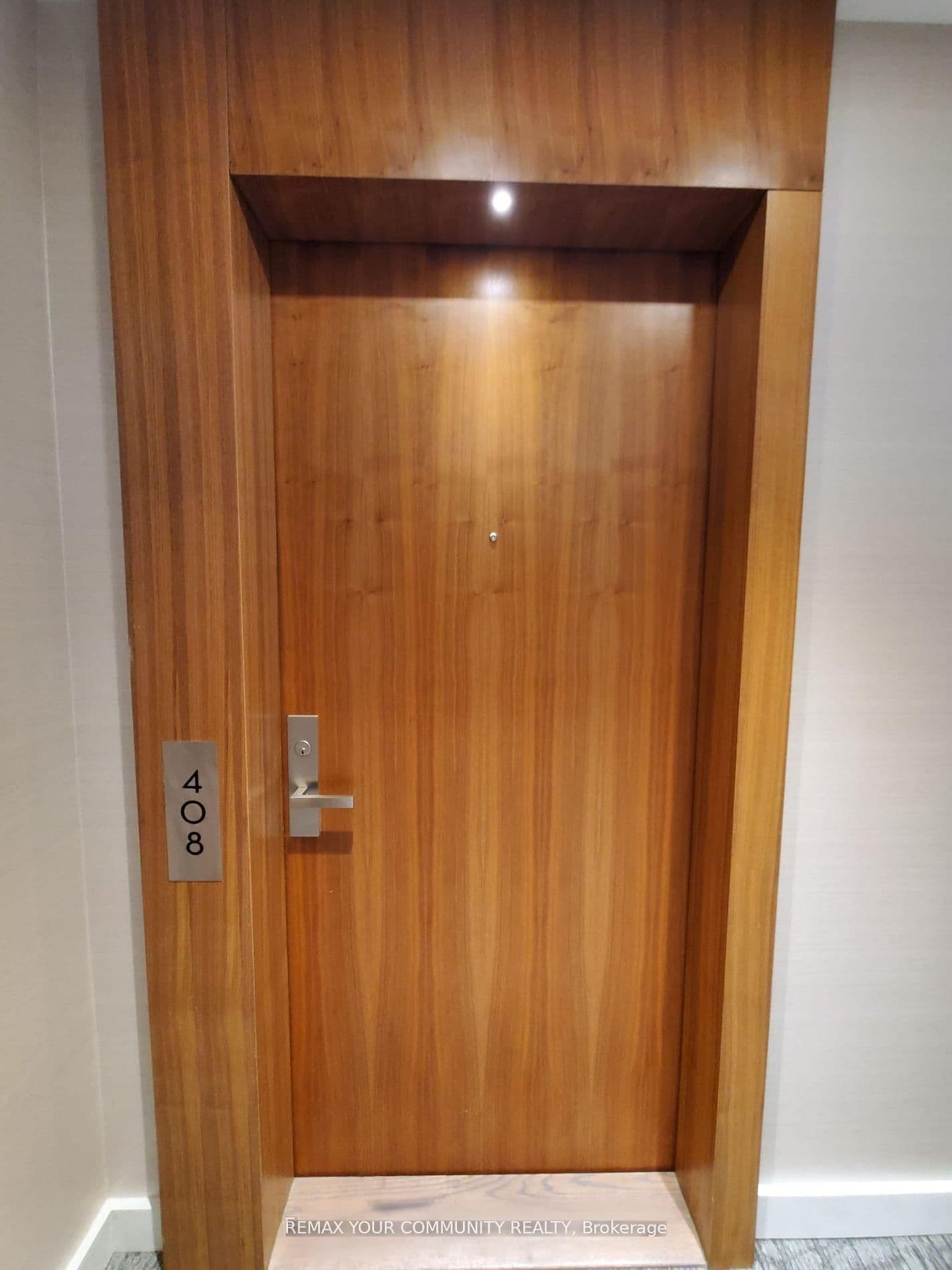 15 Queens Quay E, Unit 408 thumbnail 6