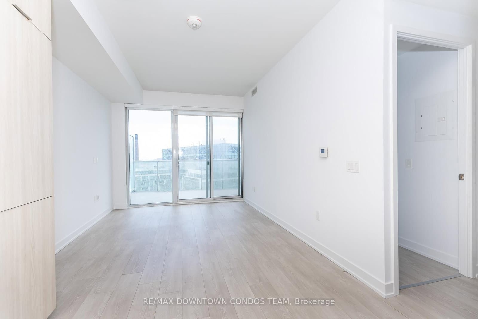 15 Queens Quay E, Unit 1410 thumbnail 15