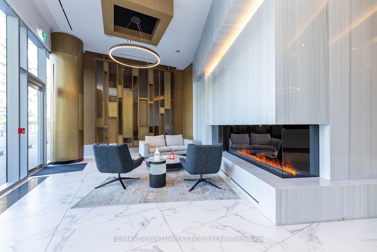 15 Queens Quay E, Unit 1410 thumbnail 5