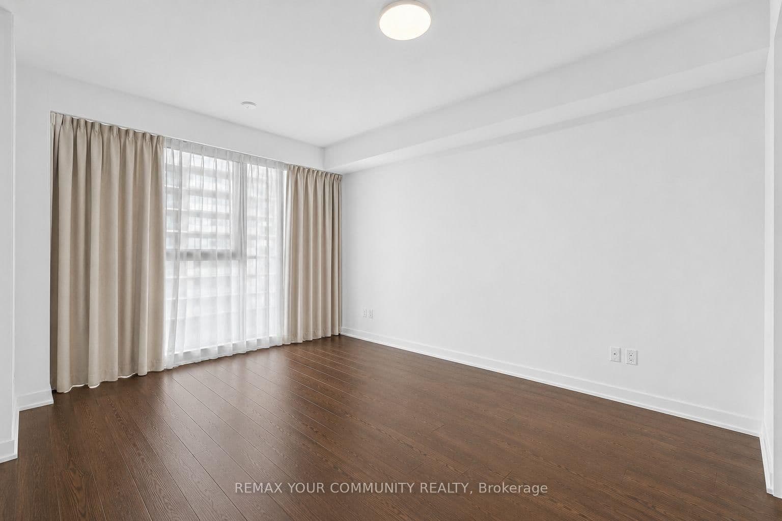 33 Frederick Todd Way, Unit 1305 thumbnail 14