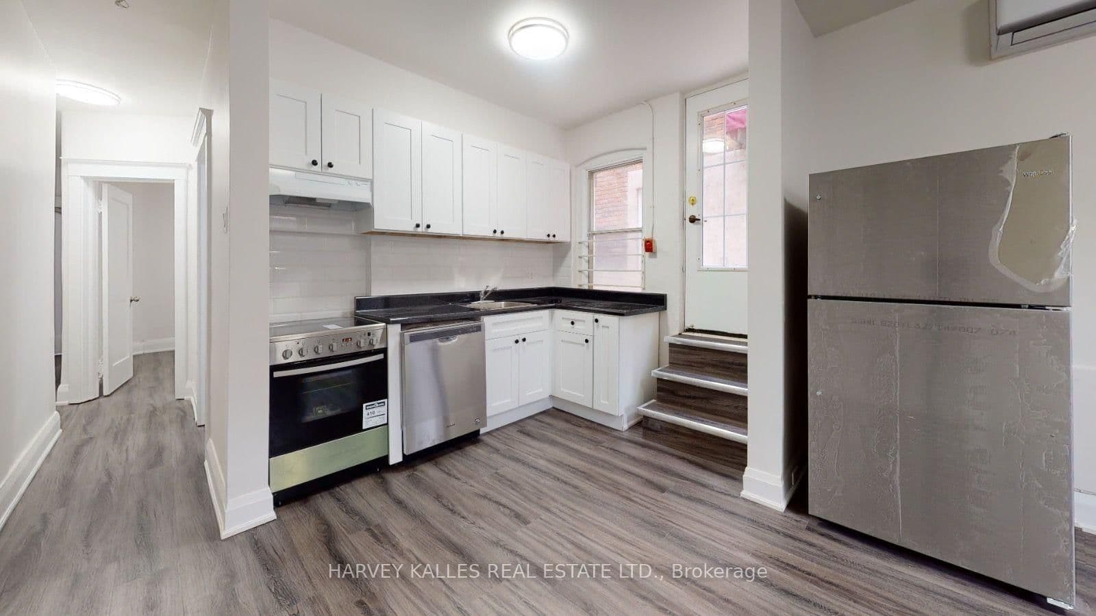 1065 Bathurst Street, Unit 2 thumbnail 3
