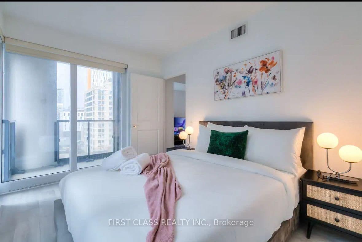 251 Jarvis Street, Unit 826 thumbnail 13