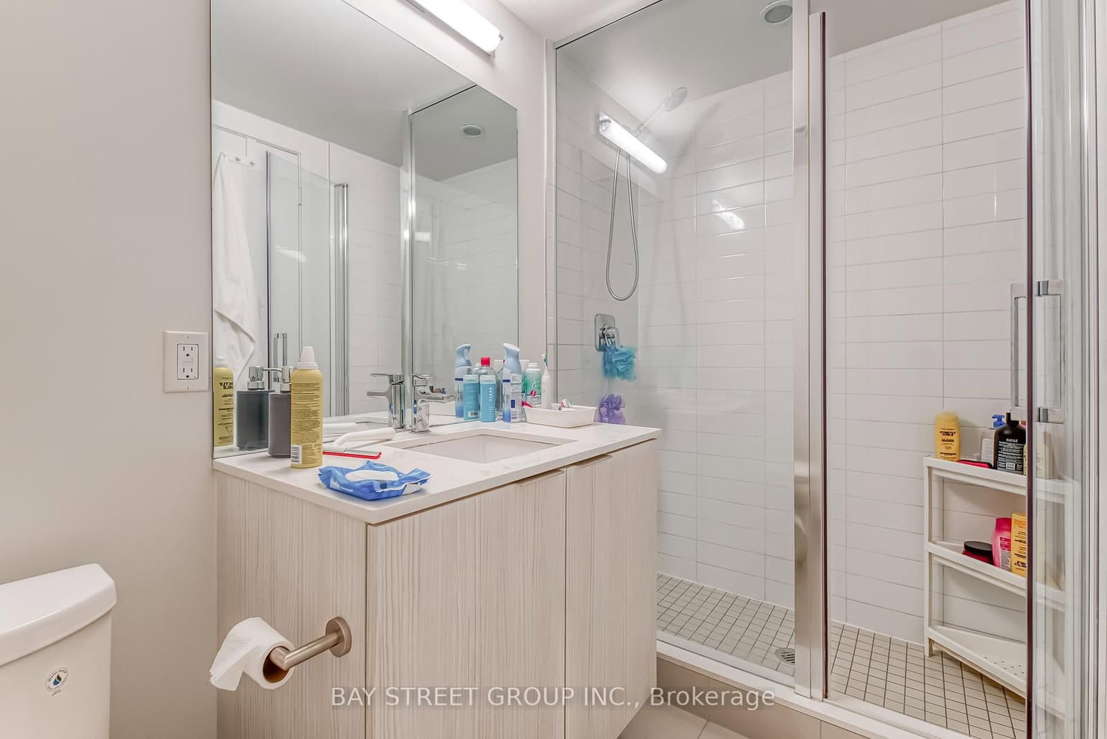 158 FRONT Street E, Unit 210 thumbnail 14