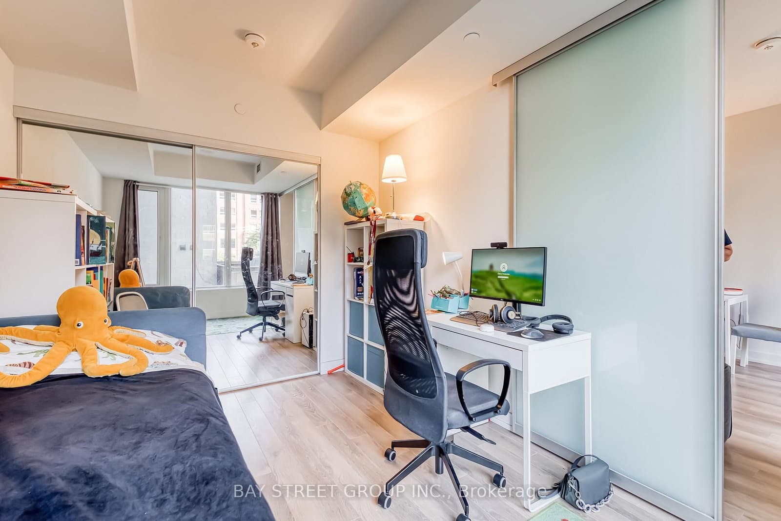 158 FRONT Street E, Unit 210 thumbnail 16
