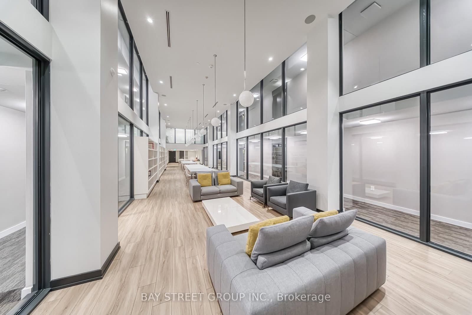 158 FRONT Street E, Unit 210 thumbnail 25