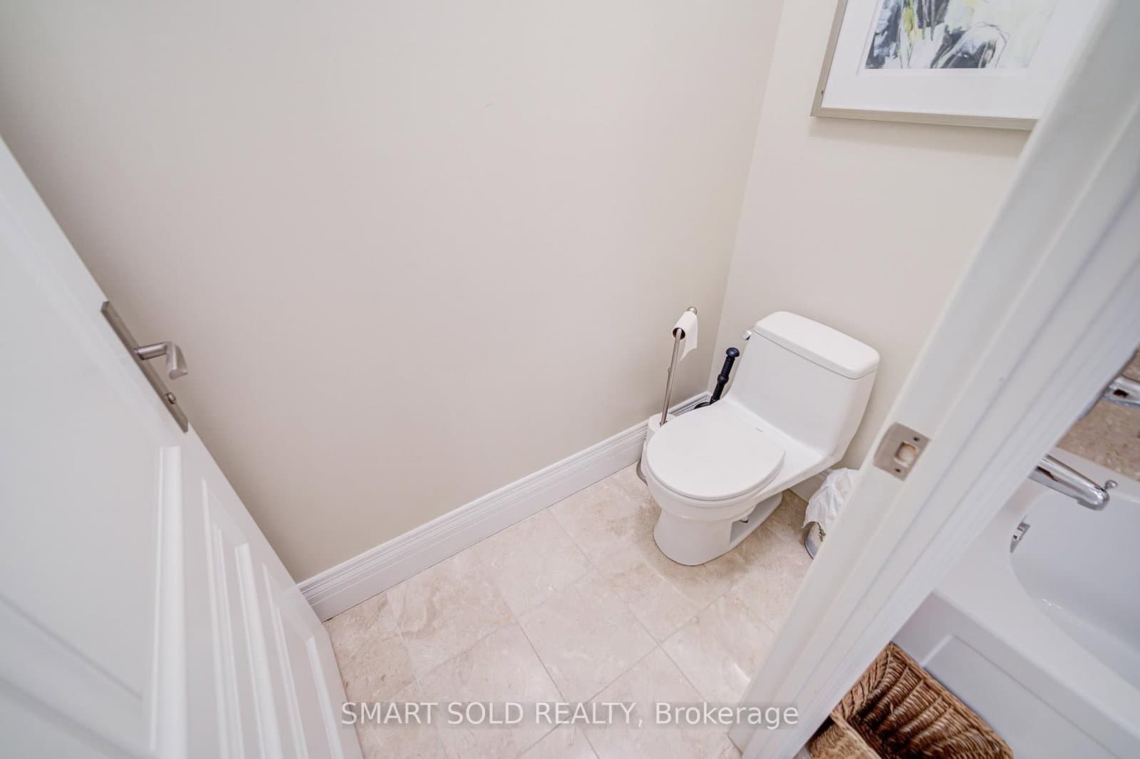 10 Bloorview Place, Unit 1514 thumbnail 35