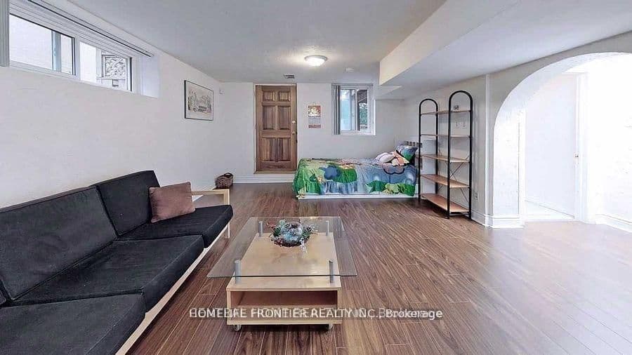 40 Sumner Heights Drive, Unit Lower Unit thumbnail 2