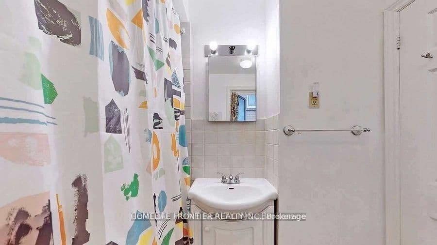 40 Sumner Heights Drive, Unit Lower Unit thumbnail 4