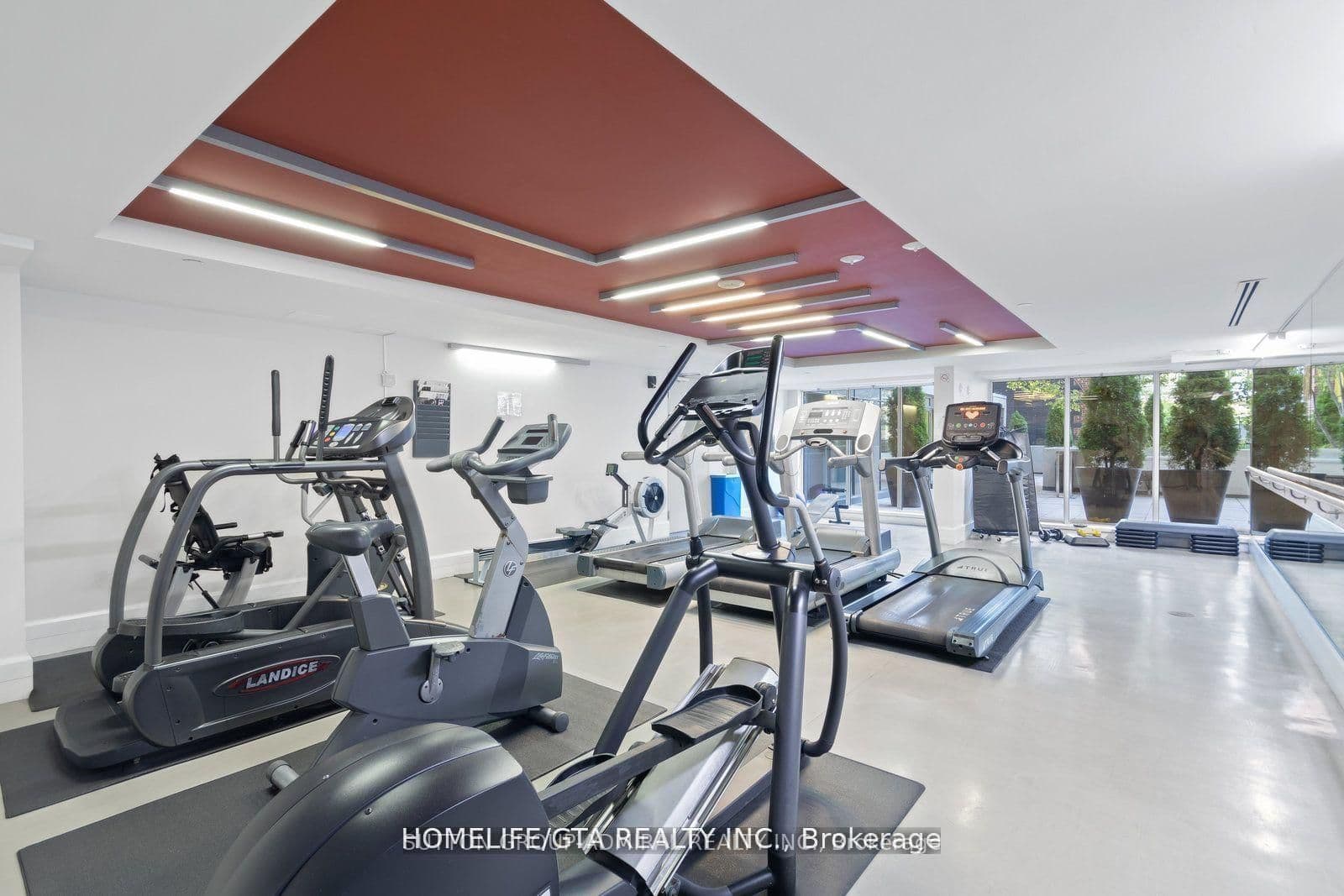 111 Elizabeth Street, Unit 905 thumbnail 21