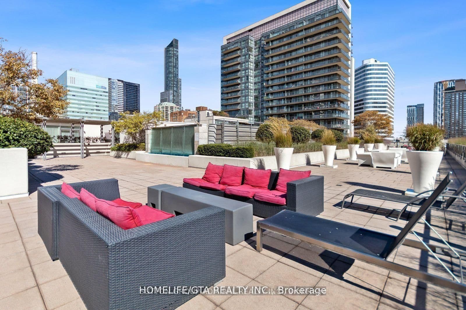 111 Elizabeth Street, Unit 905 thumbnail 23