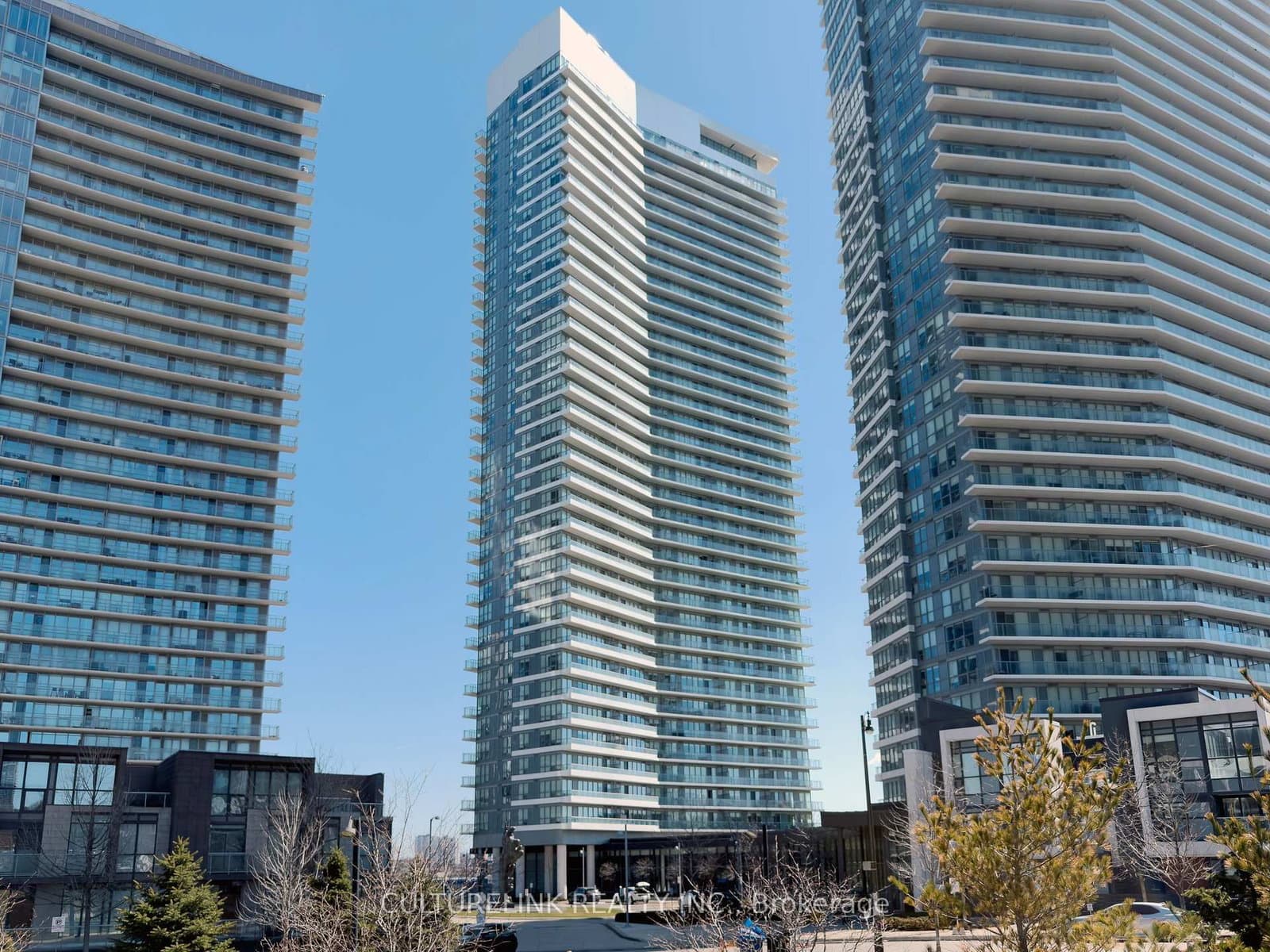 117 McMahon Drive, Unit 2008 - Image 1