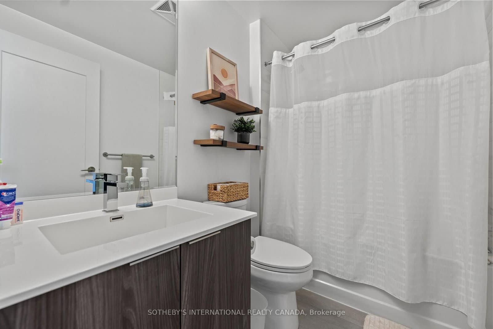 1 Belsize Drive, Unit 412 thumbnail 10