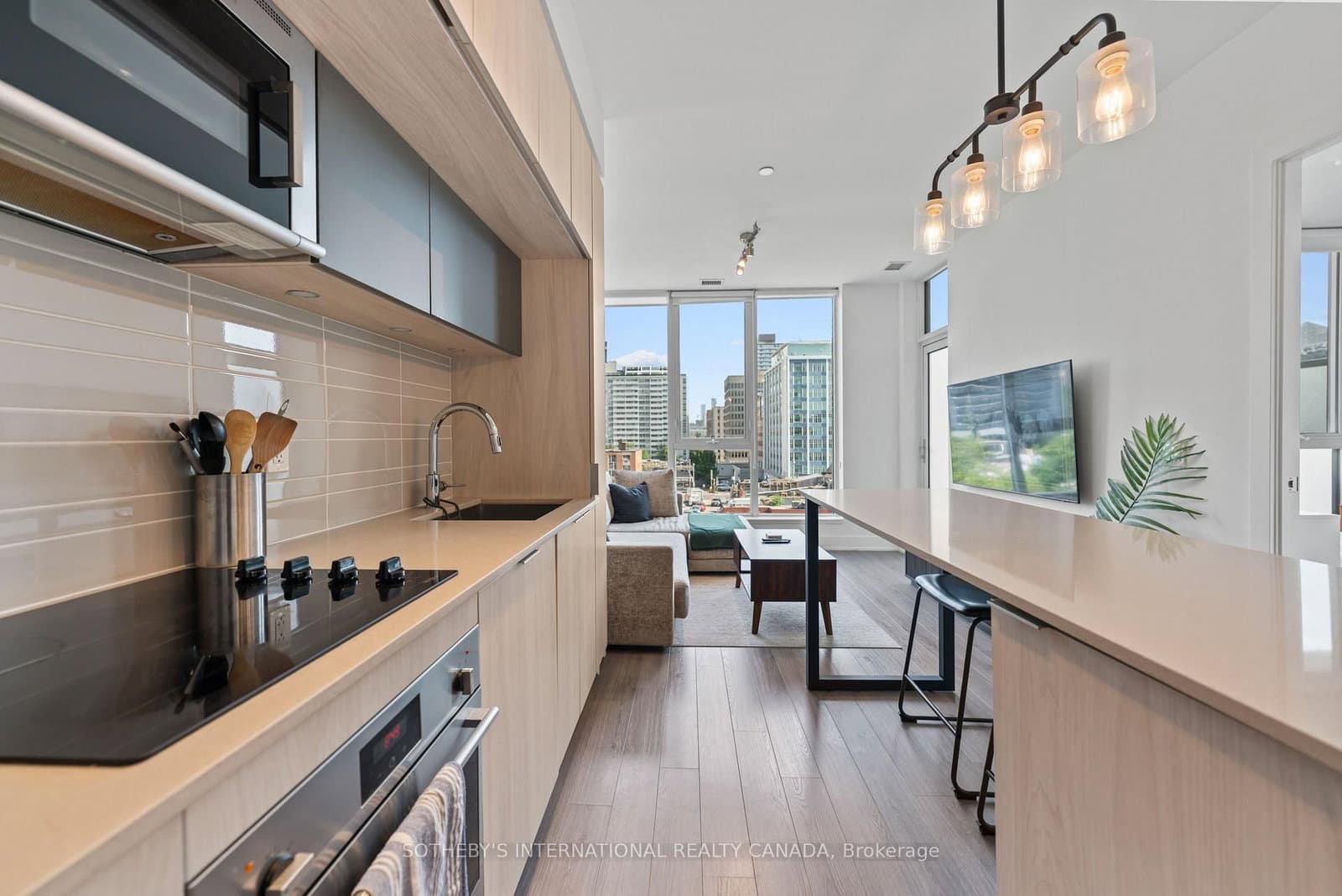 1 Belsize Drive, Unit 412 thumbnail 6