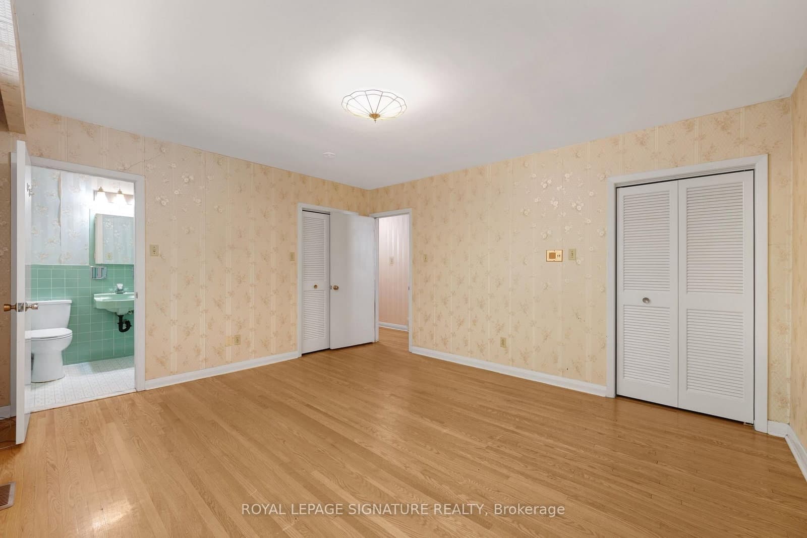 209 Burbank Drive thumbnail 18