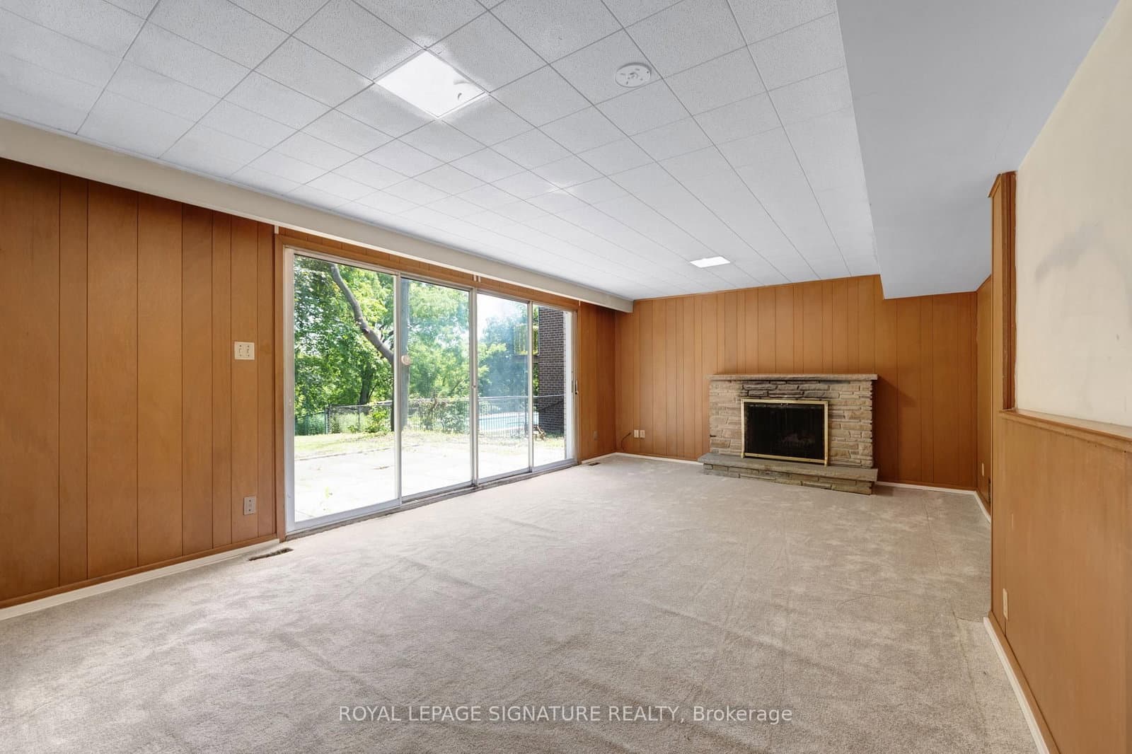 209 Burbank Drive thumbnail 22