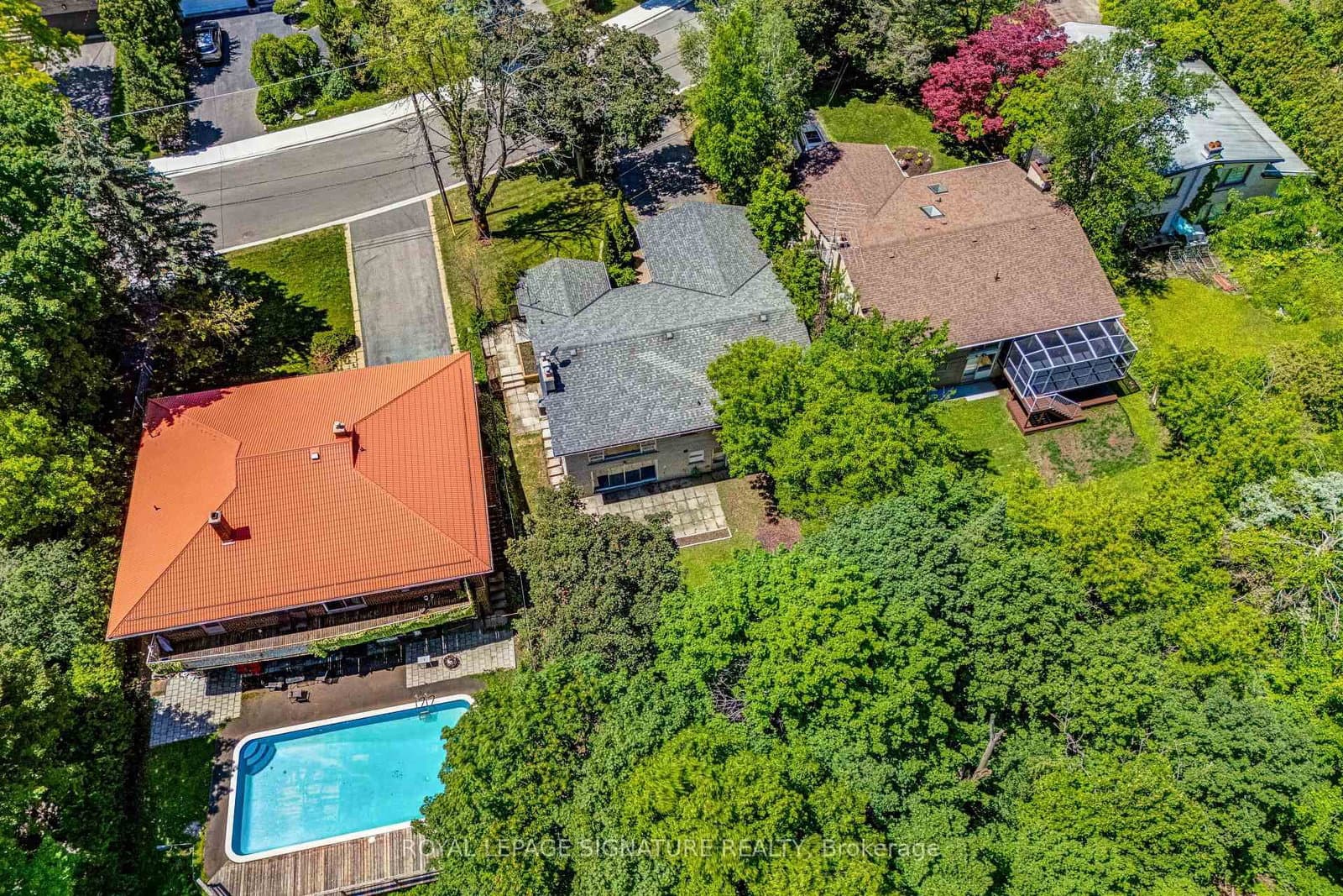 209 Burbank Drive thumbnail 29