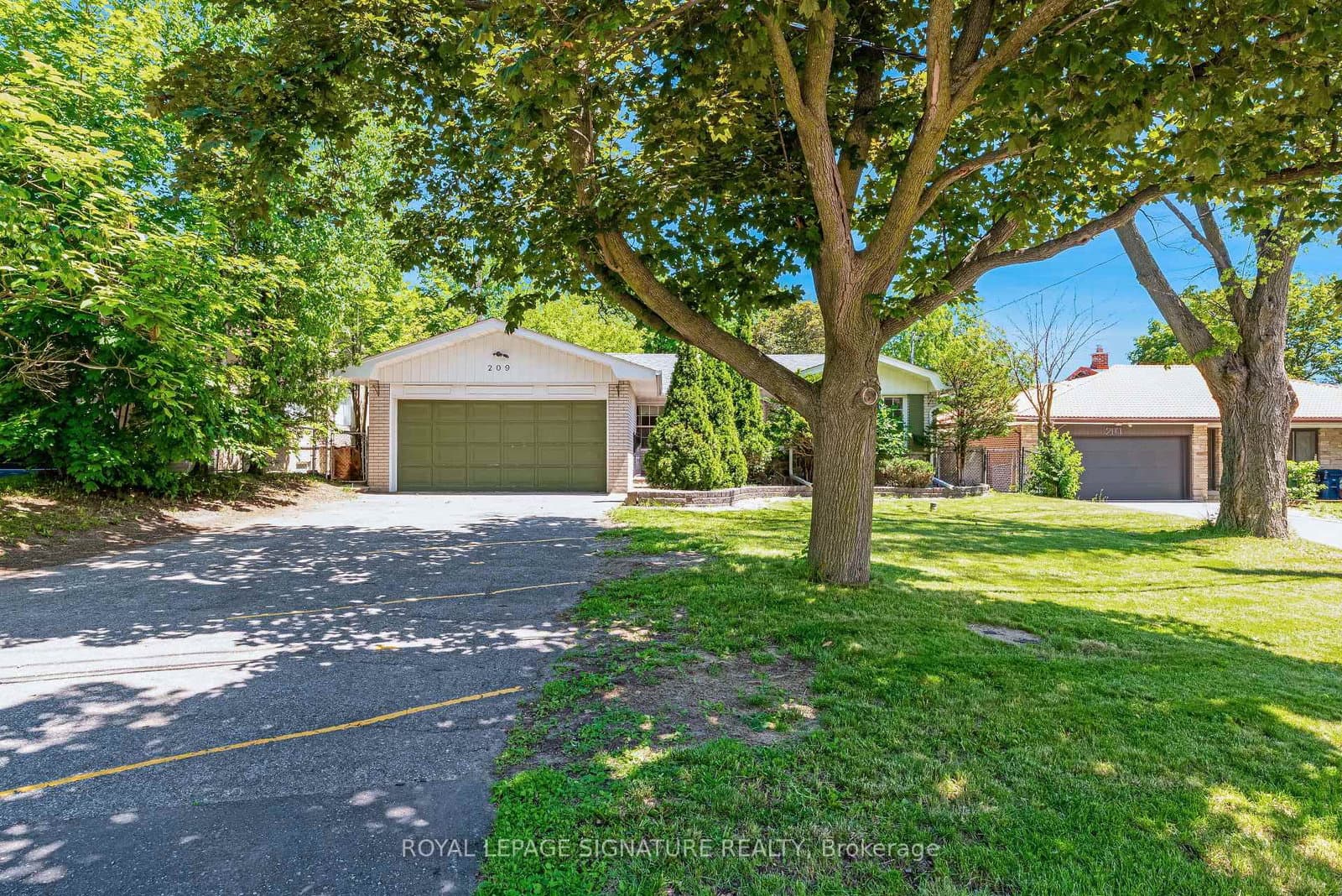 209 Burbank Drive thumbnail 7
