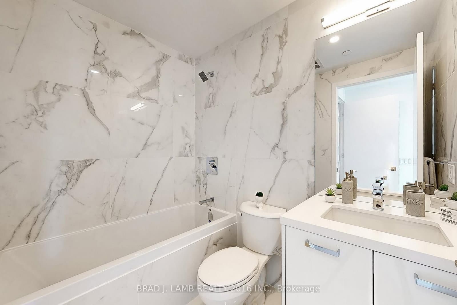 195 McCaul Street, Unit 302 thumbnail 15