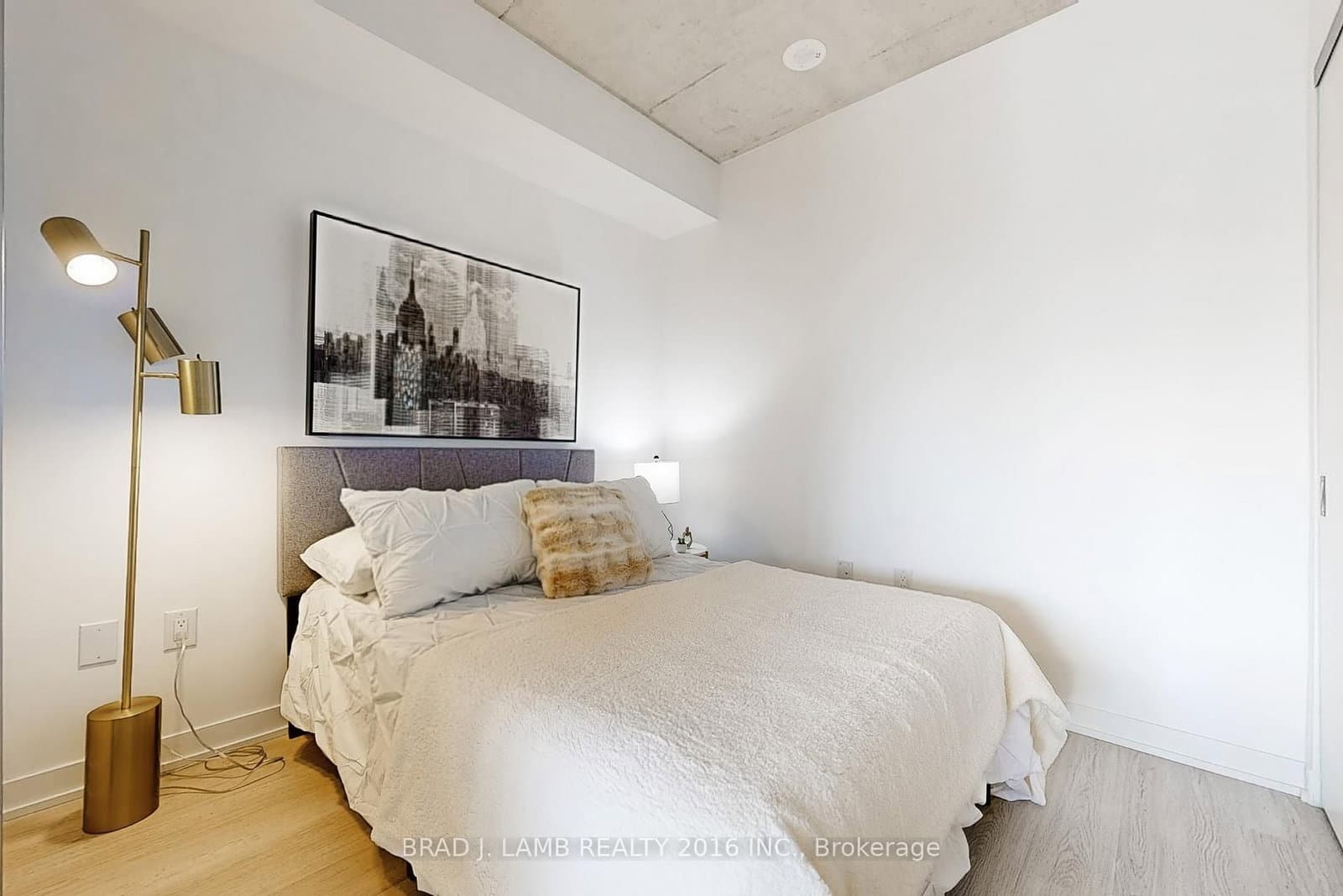 195 McCaul Street, Unit 302 thumbnail 16