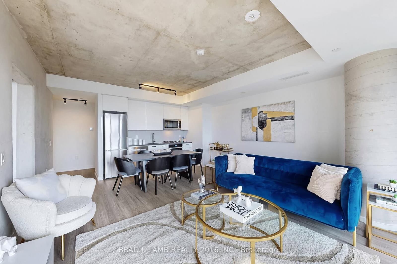 195 McCaul Street, Unit 1011 thumbnail 2
