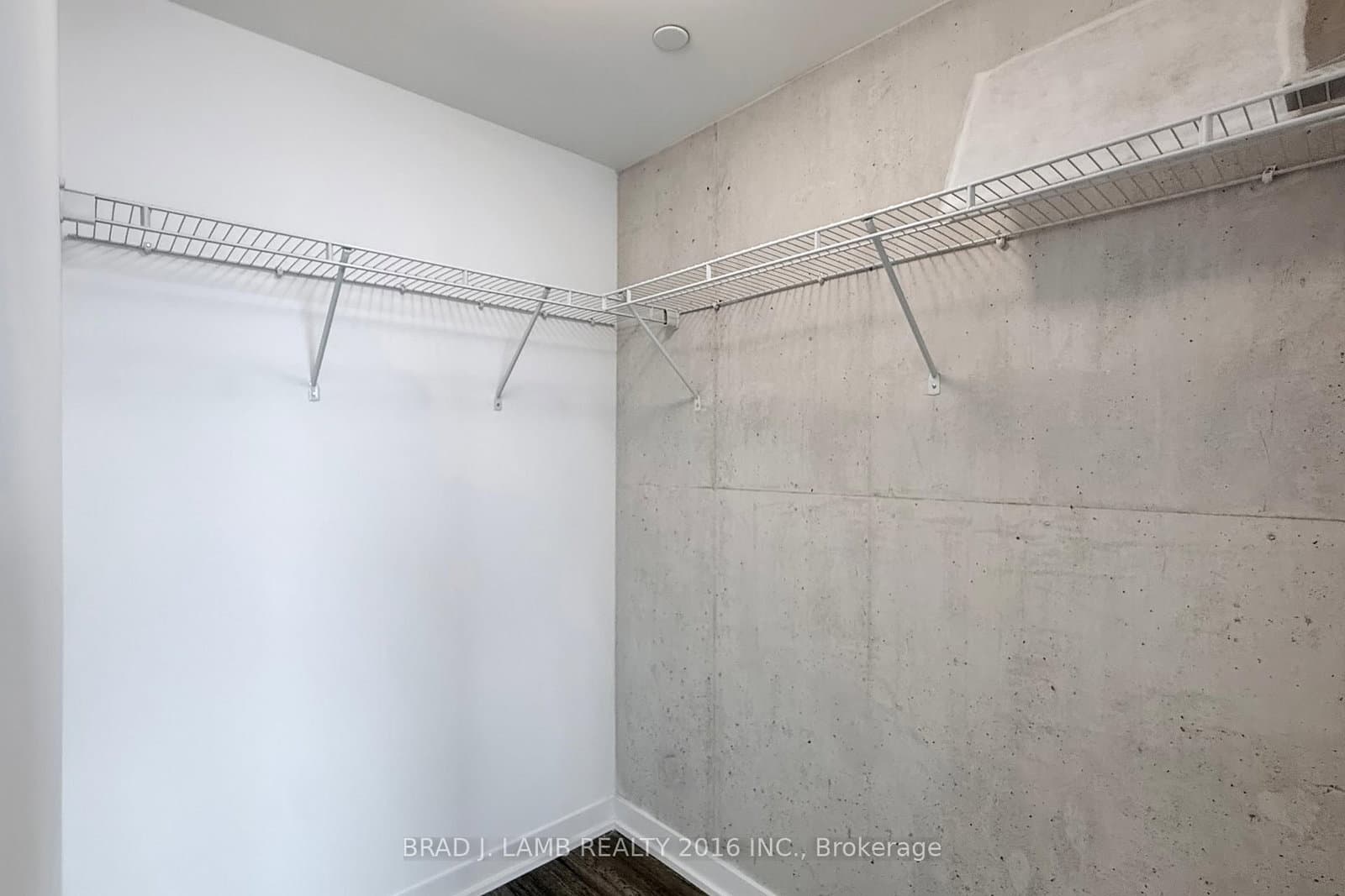 195 McCaul Street, Unit 1011 thumbnail 20